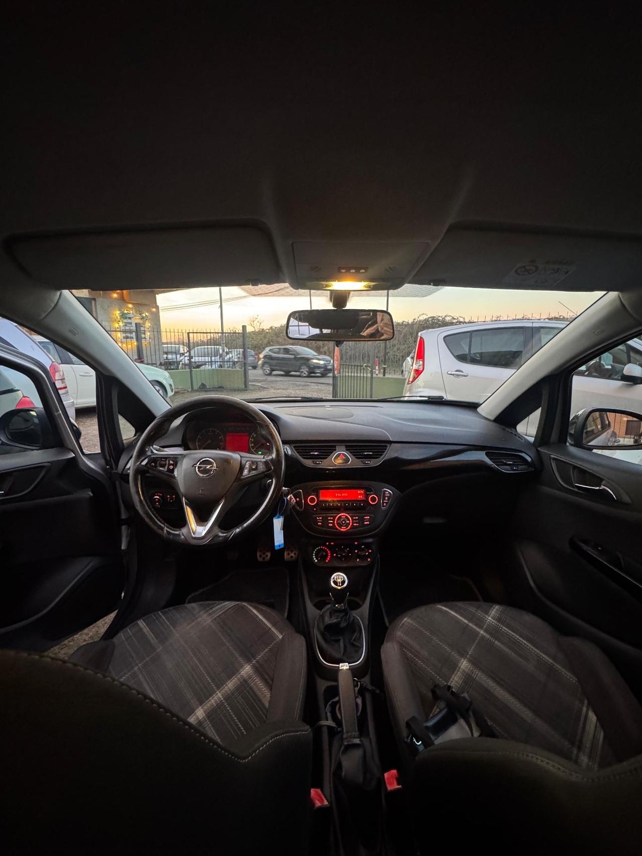 Opel Corsa 1.4 90CV GPL Tech 5 porte Innovation