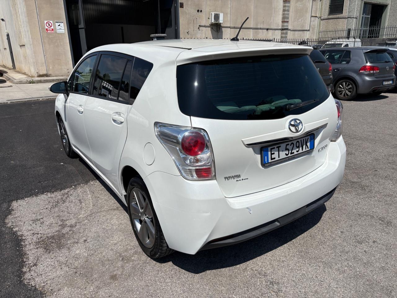 Toyota Verso 1.6 D 110cv euro5 full 7 posti