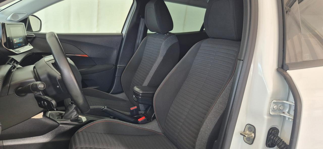 PEUGEOT 2008 1.5HDI 110CV U.proprietario 04/2021