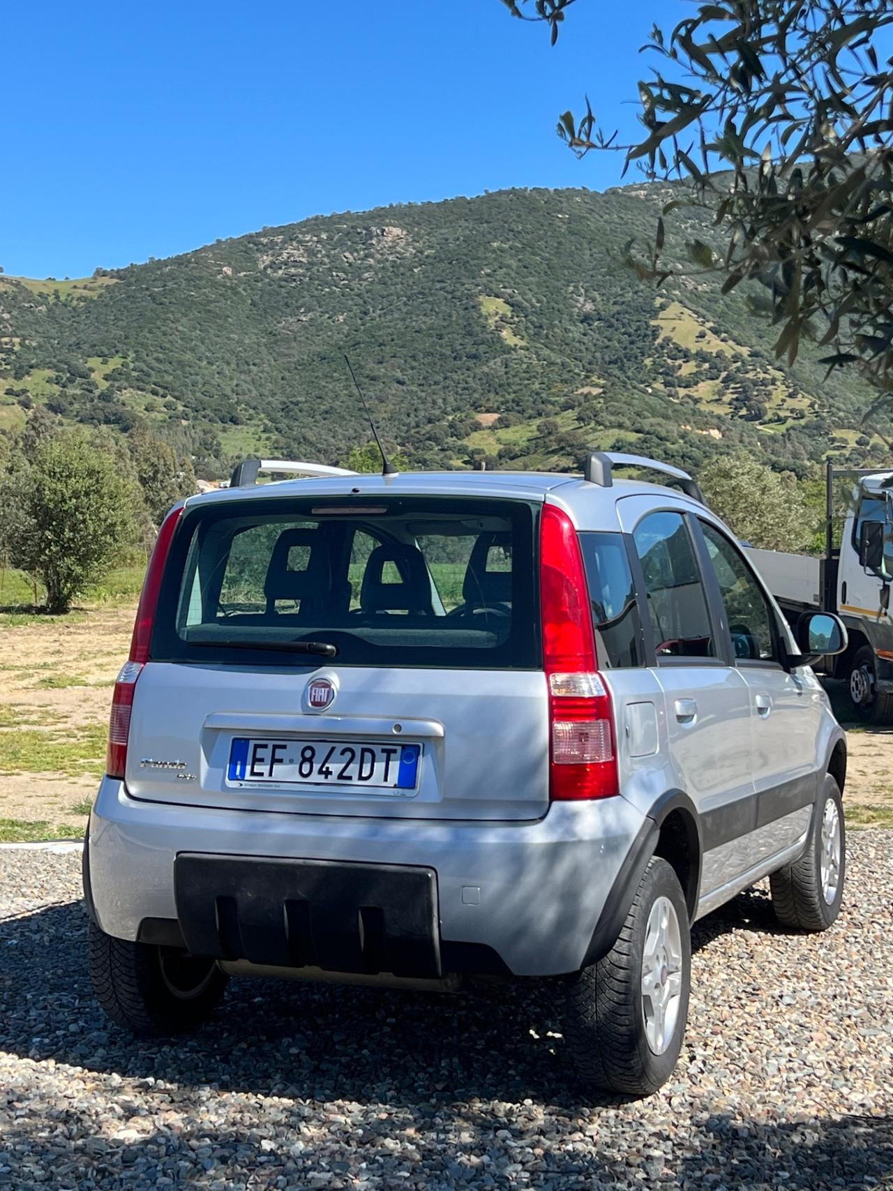 Fiat Panda 1.3 MJT 16V DPF 4x4 Climbing