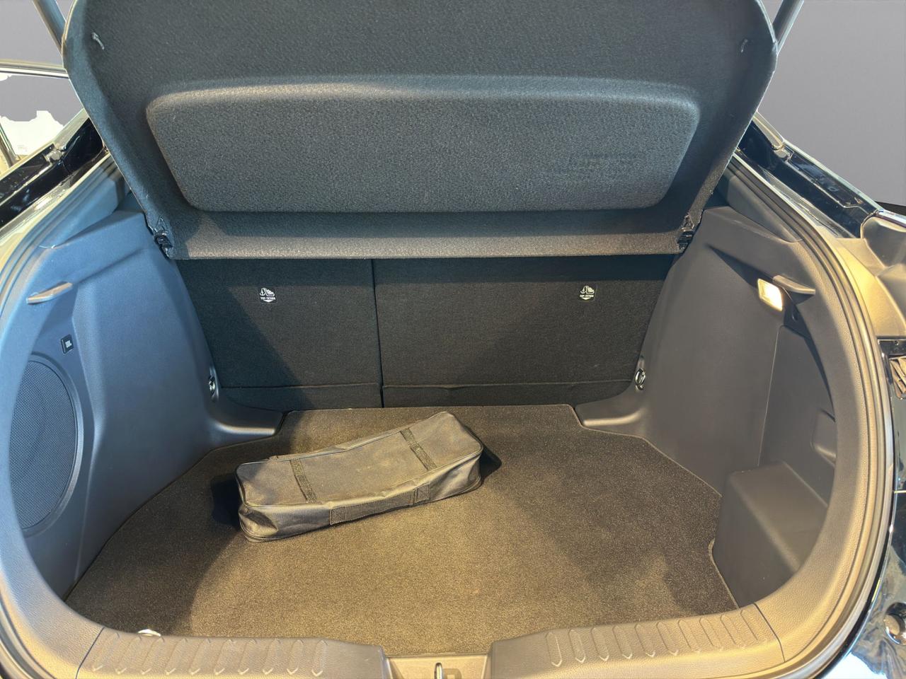 Toyota C-HR 2.0 hev GR Sport Premiere awd e-cvt