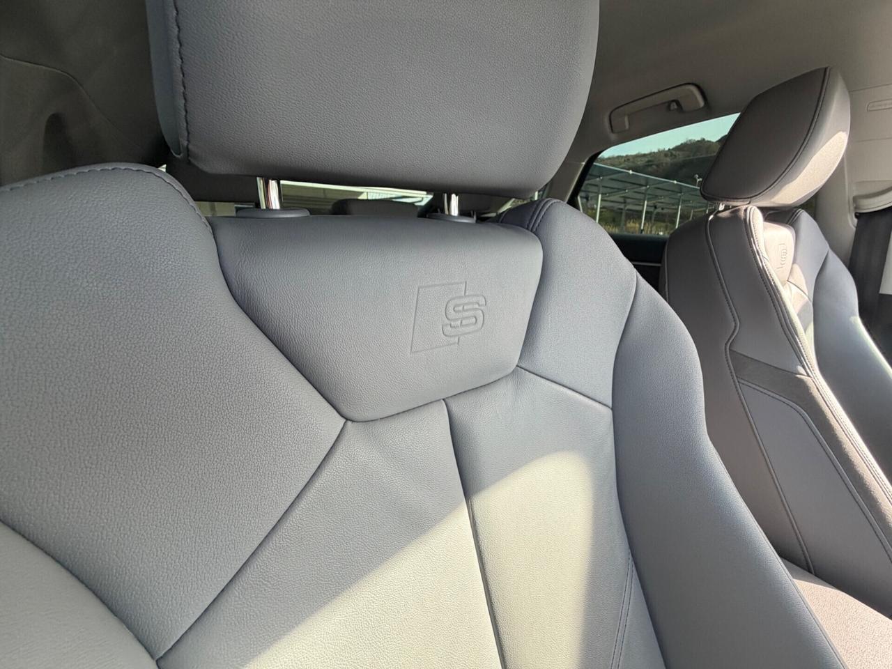 Audi Q3 40 TDI quattro S tronic line edition