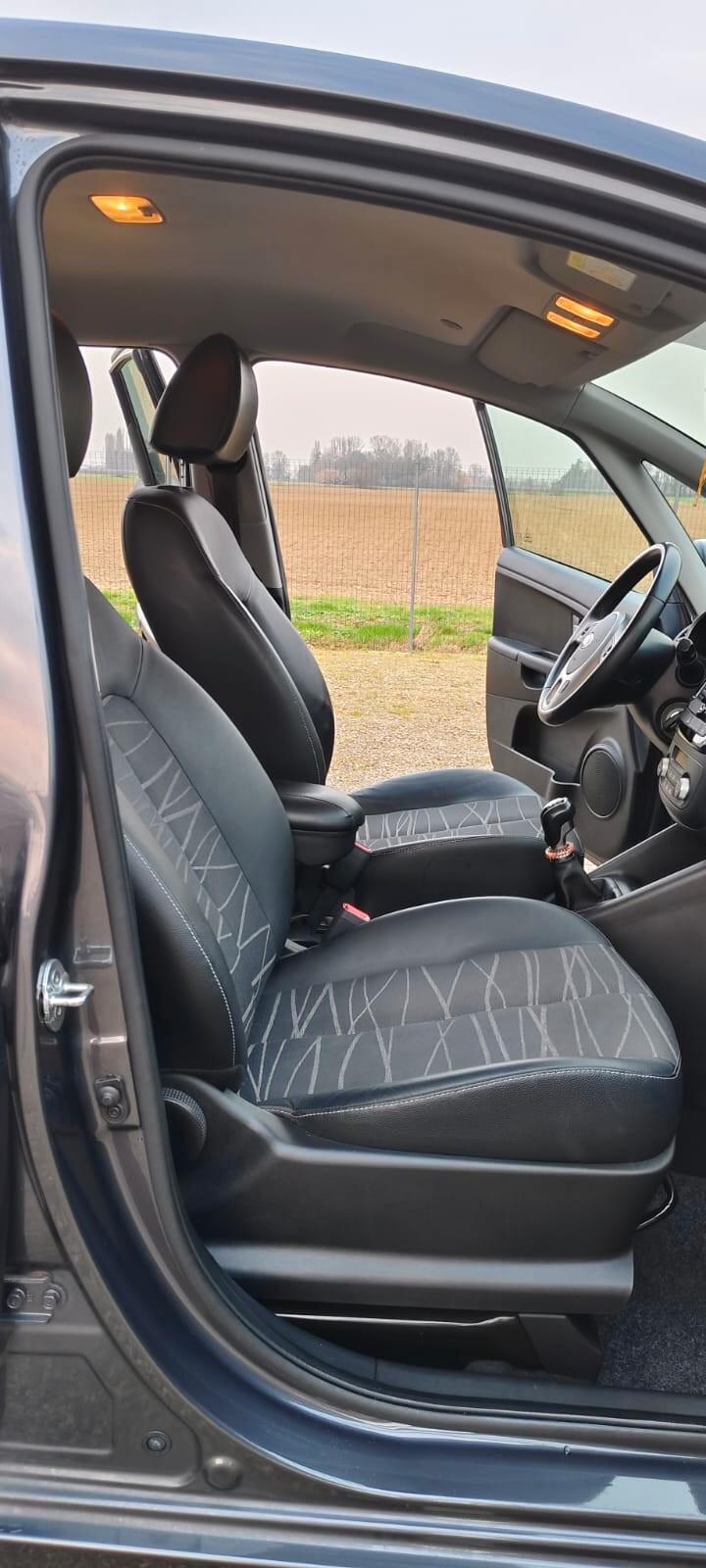 Kia Venga 1.4 CRDi 90CV Cool