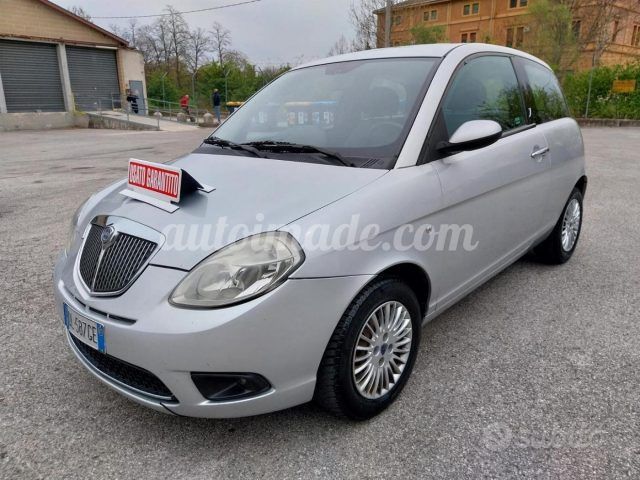 LANCIA Ypsilon 1.2 Argento