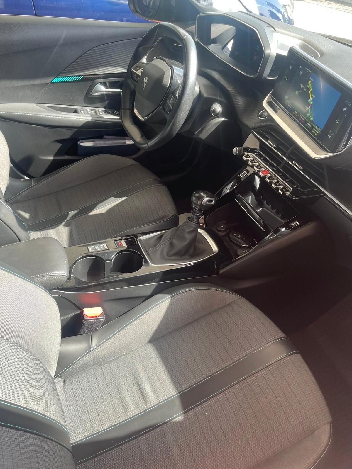 PEUGEUT 208 1.5 HDI ALLURE 2021