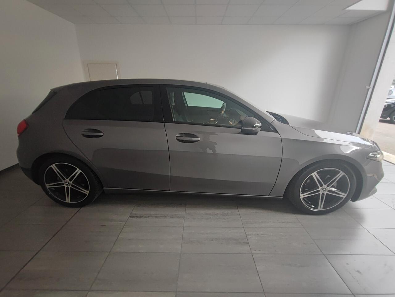 Mercedes-benz A 180 d Automatic Premium