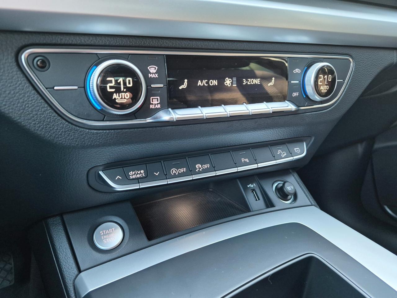 Audi Q5 35 2.0 TDI MHEV S TRONIC NAVI LED CARPLAY V.PRIVACY CLIMA 3 ZONE KEYLESS PDC