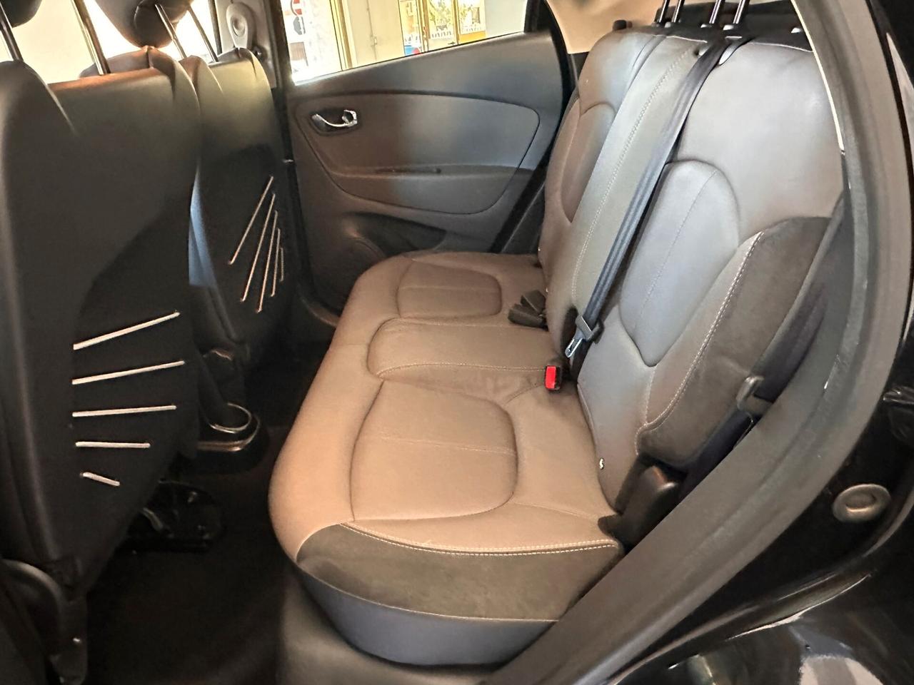 Renault Captur dCi 8V 110 CV Start&Stop Energy Iconic