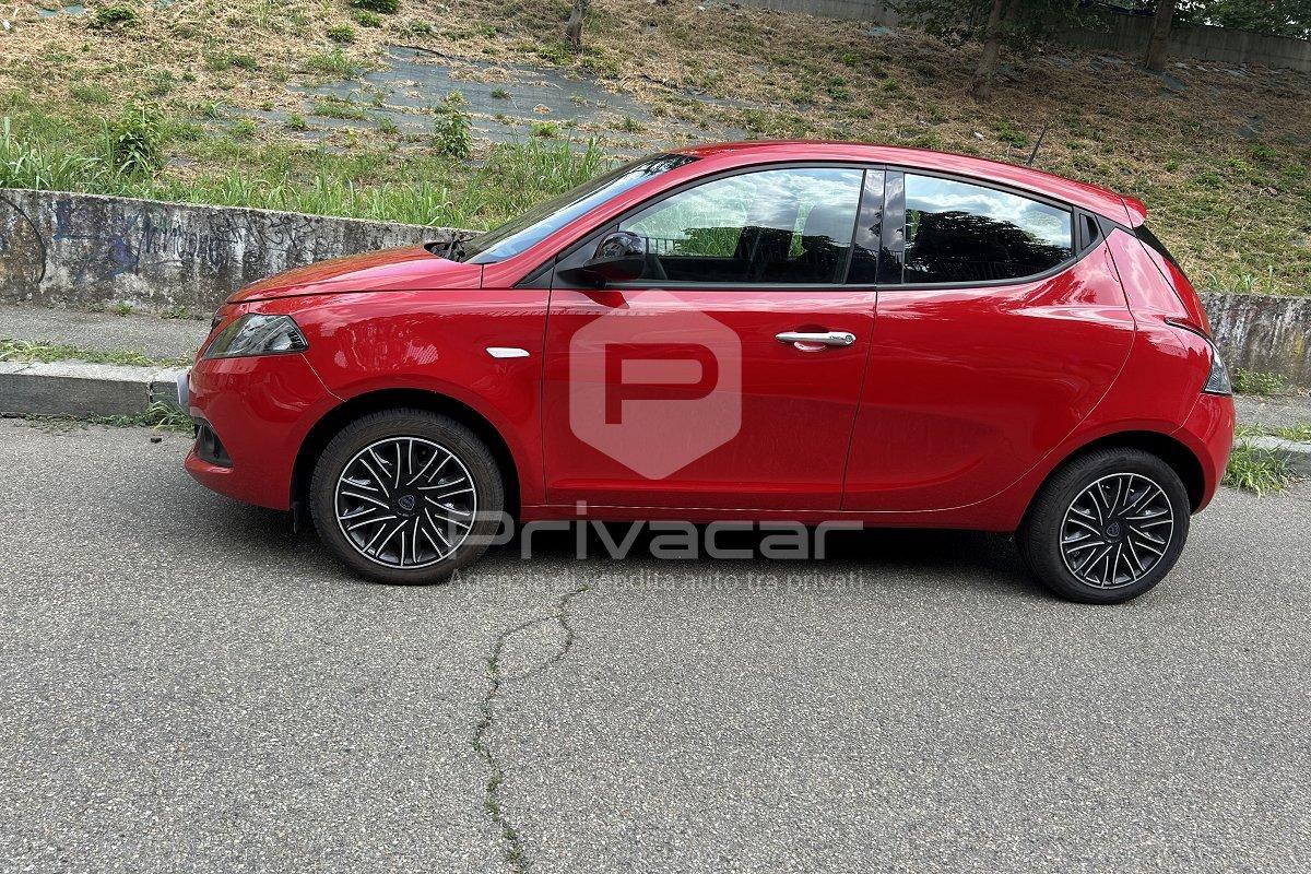 LANCIA Ypsilon 1.0 FireFly 5 porte S&S Hybrid Ecochic Gold