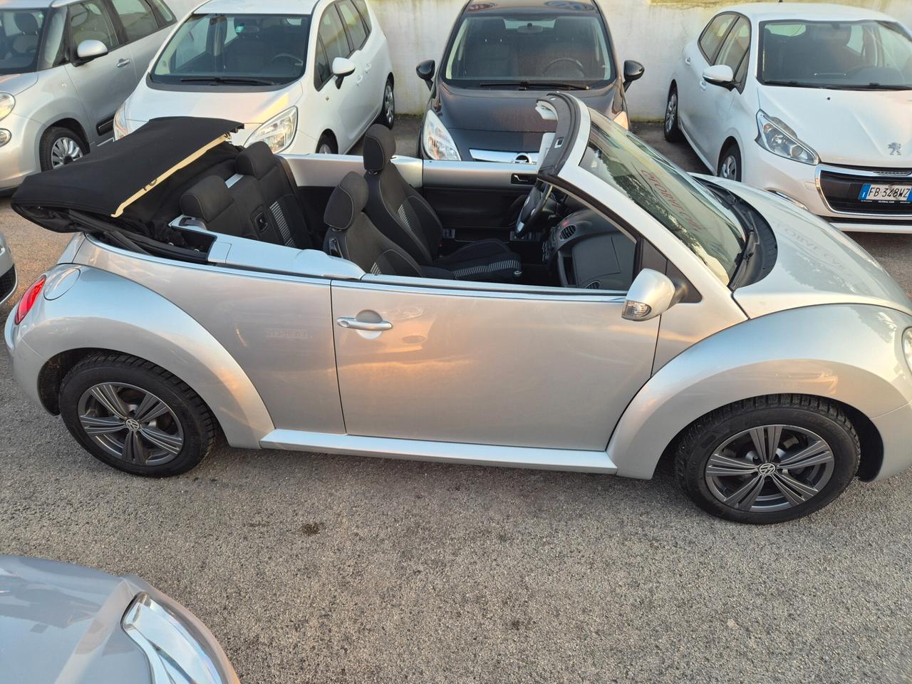 Volkswagen New Beetle 1.9 TDI 105CV Cabrio