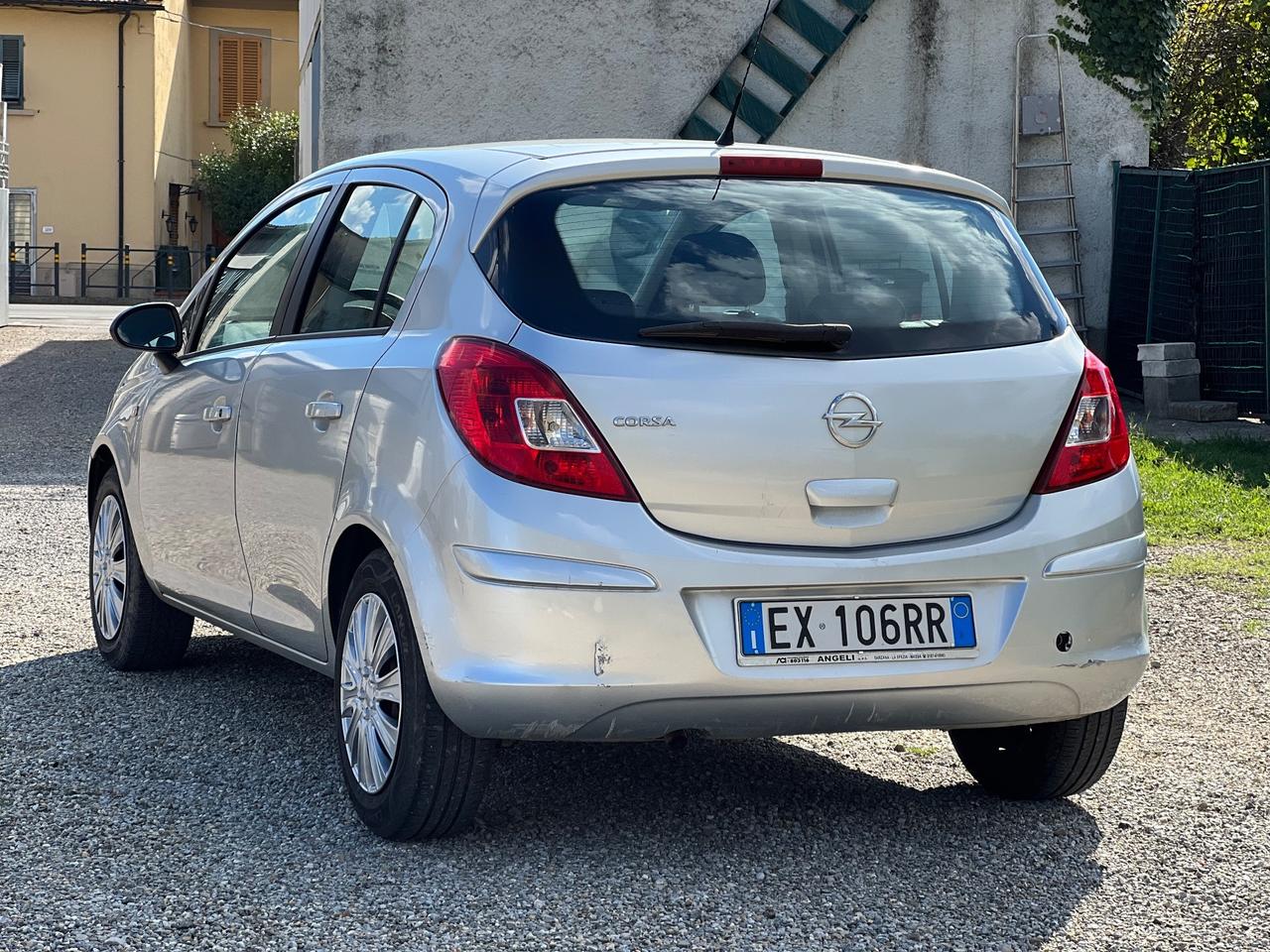 Opel Corsa 1.2 85CV 5 porte GPL-TECH Edition