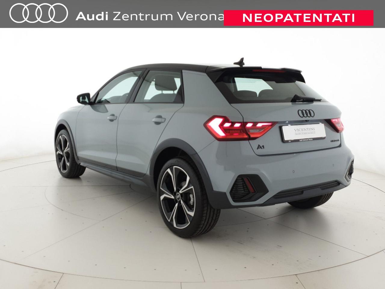 Allstreet 30TFSI 116CV S tronic Identity Contrast