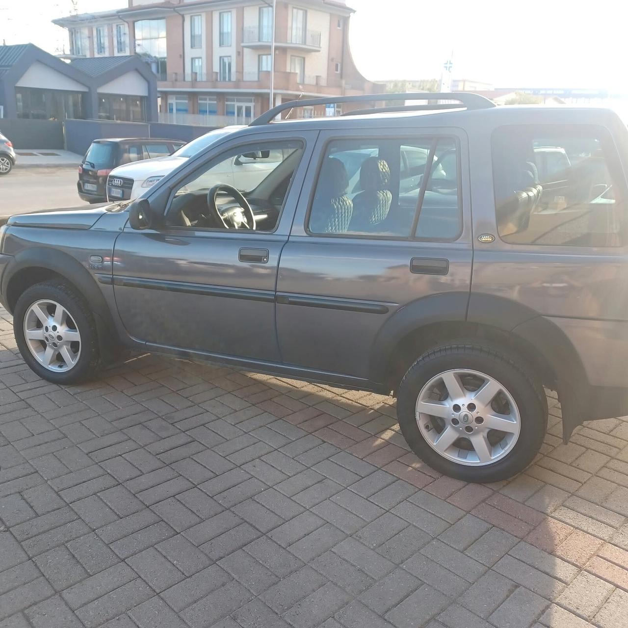 4X4 INDISTRUTTIBILE FREELANDER 2.0 TDI
