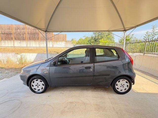 FIAT Punto 1.2i cat 3 porte EL POCHI CHILOMETRI OK NEOPATENTA