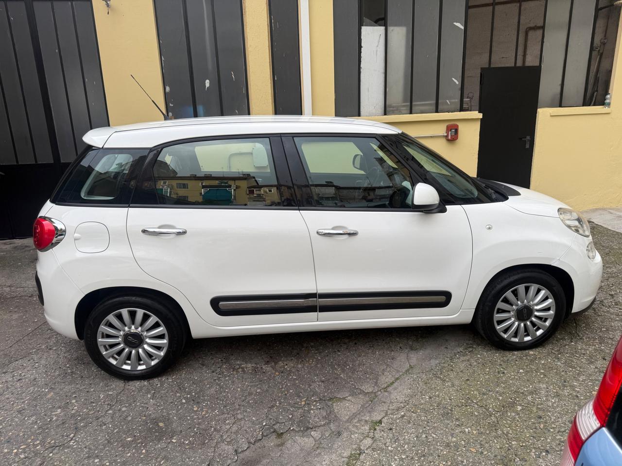 Fiat 500 L 500L 1.3 mjt Lounge 85cv