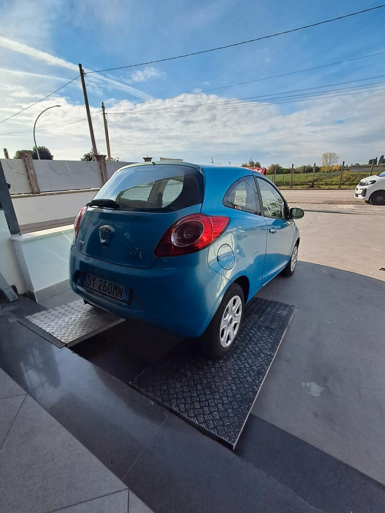 Ford Ka 1.3 TDCi 75CV Titanium