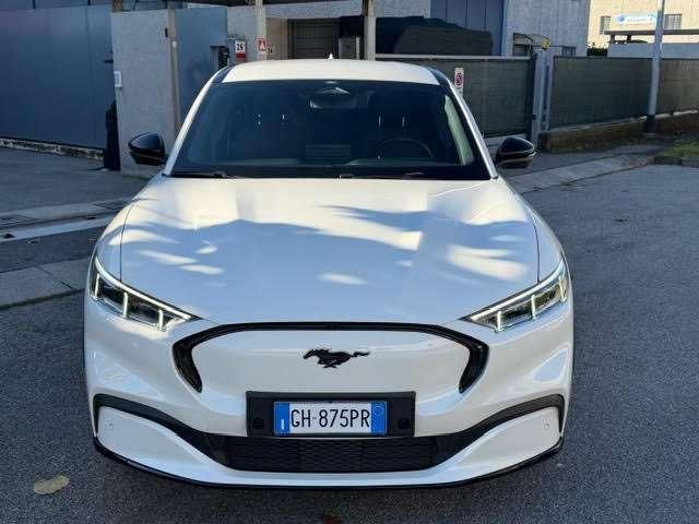 Ford Mustang Mach-E standard range Premium awd 269cv auto IVA ESPOSTA!