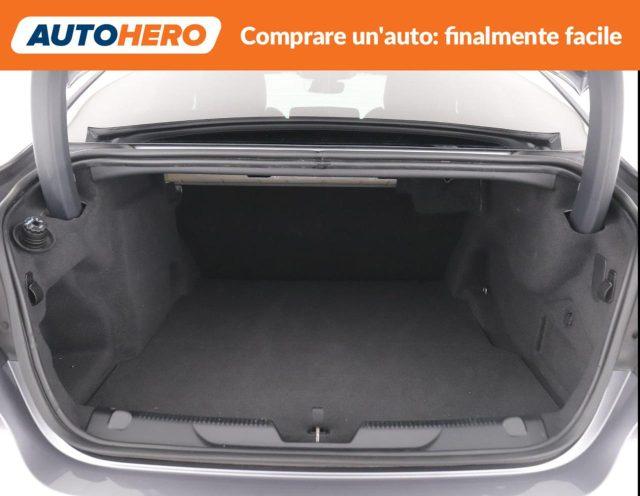 JAGUAR XE 2.0 D 204 CV aut. R-Dynamic Black