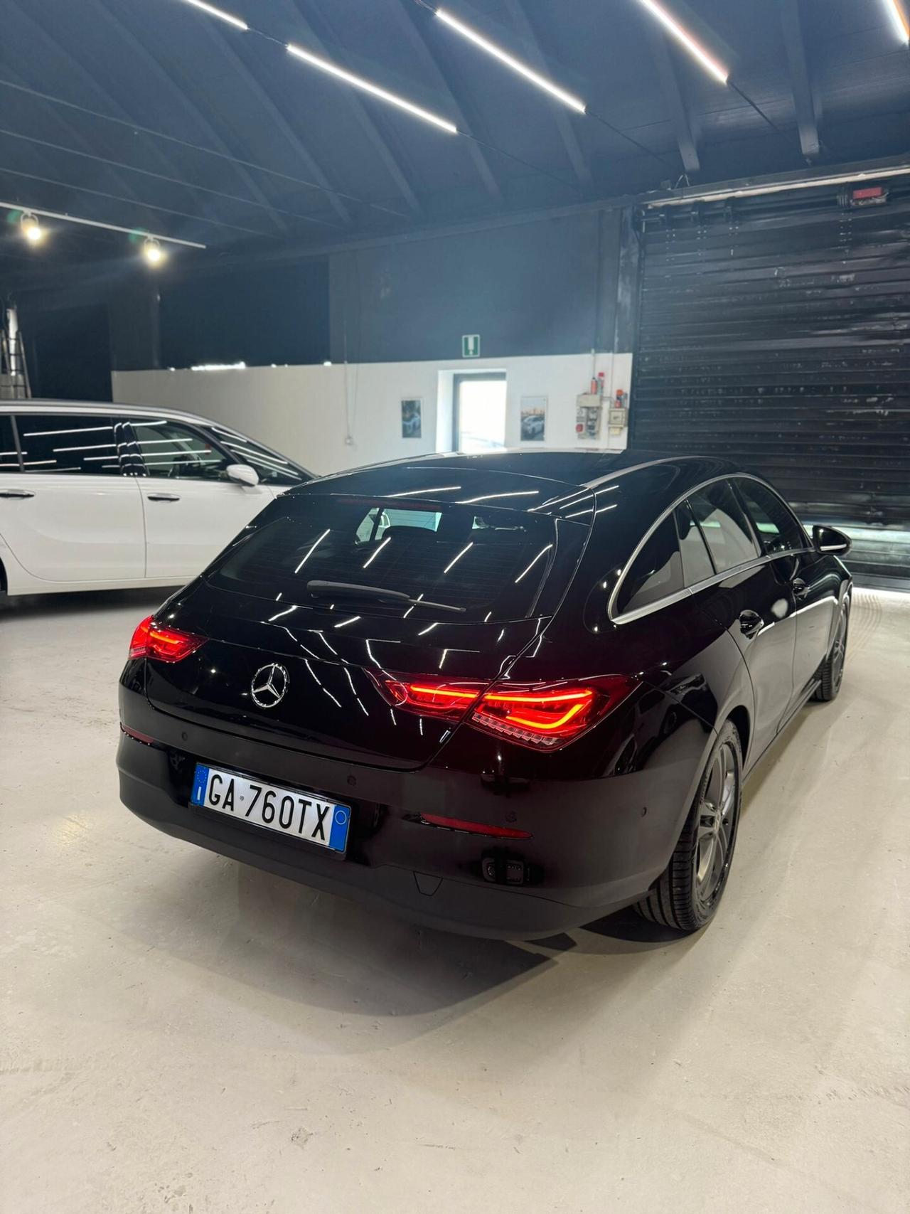 Mercedes-benz CLA 180 Shooting Brake Executive
