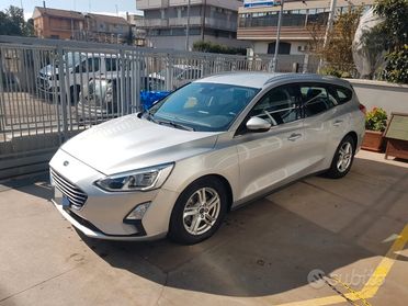 Ford Focus 1.5 EcoBlue 120 CV Led modem 4 g synch 3