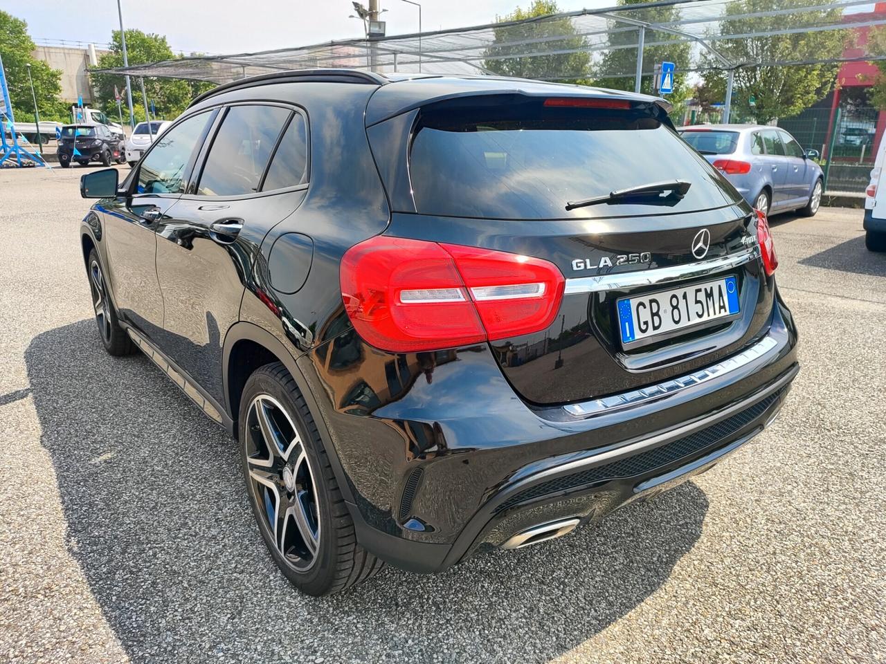 Mercedes-benz GLA 250 GLA 250 4Matic Premium - Pack AMG Pack Enduro