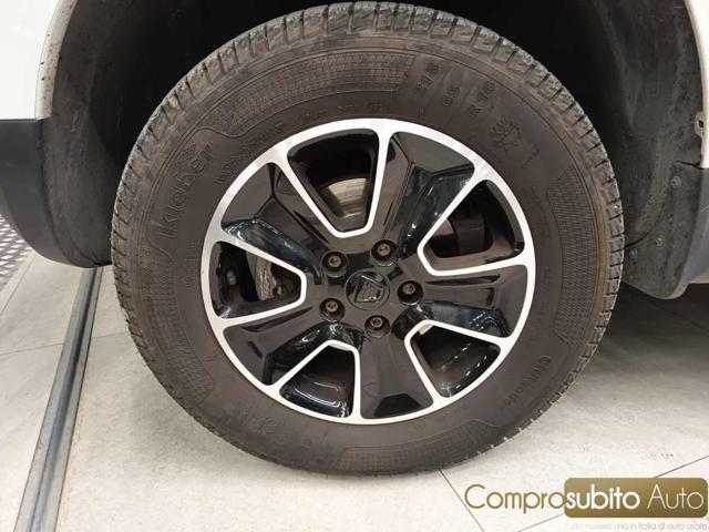 DACIA Duster 1.5 dCi 110CV S&S 4x2 Serie Speciale Lauréate Fami