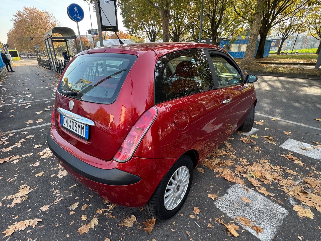 Lancia Ypsilon 1.2 Argento