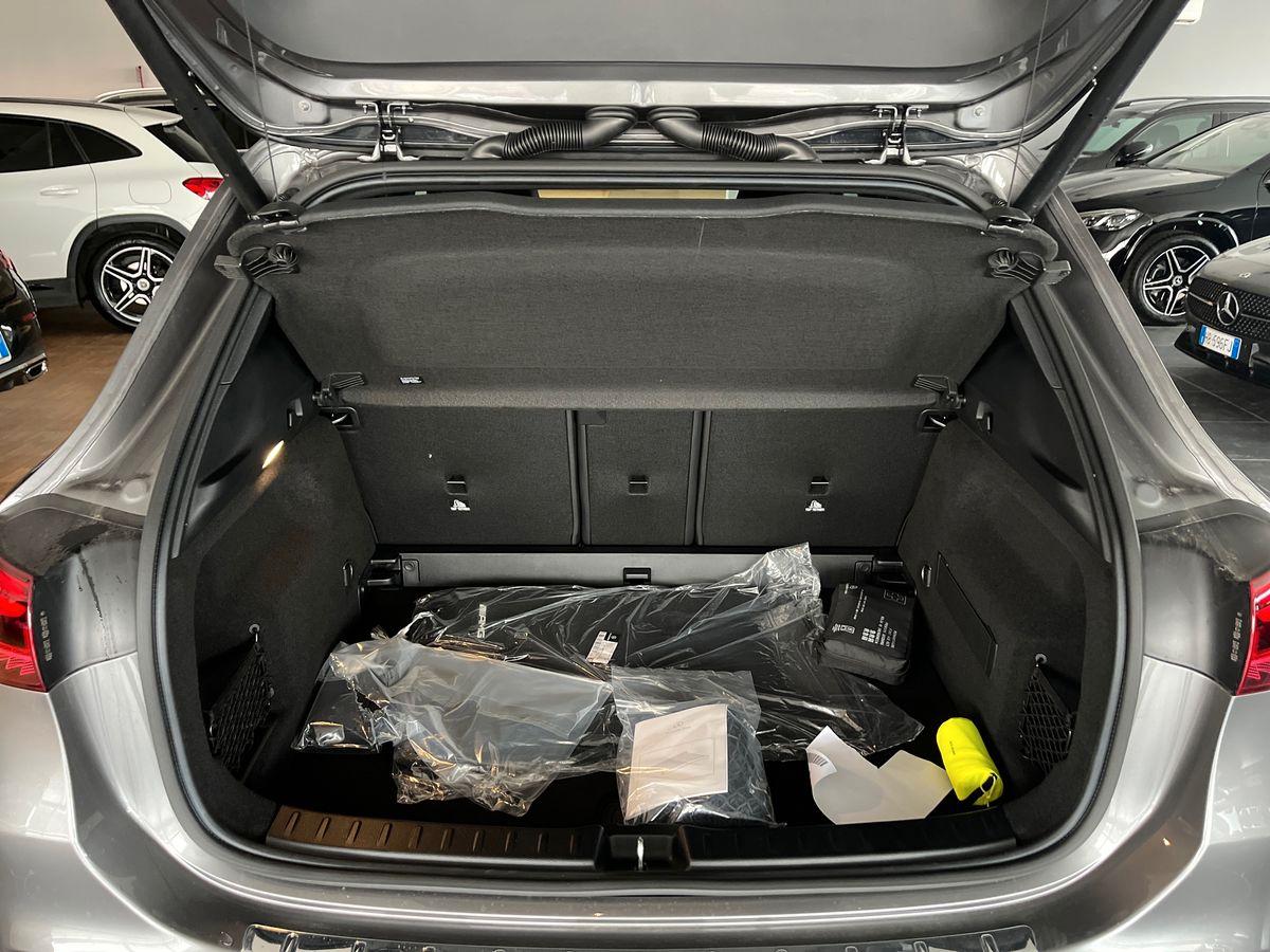 Mercedes-Benz GLA 200 d automatic