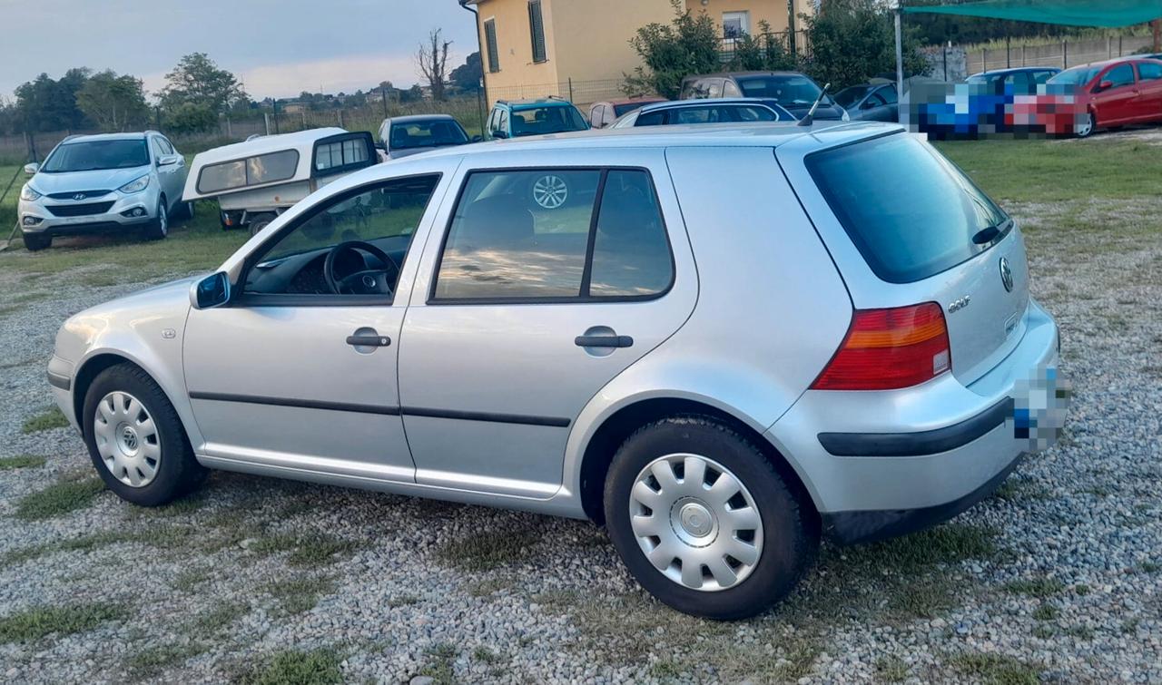 Volkswagen Golf 1.6 16V cat 5 porte Comfortline