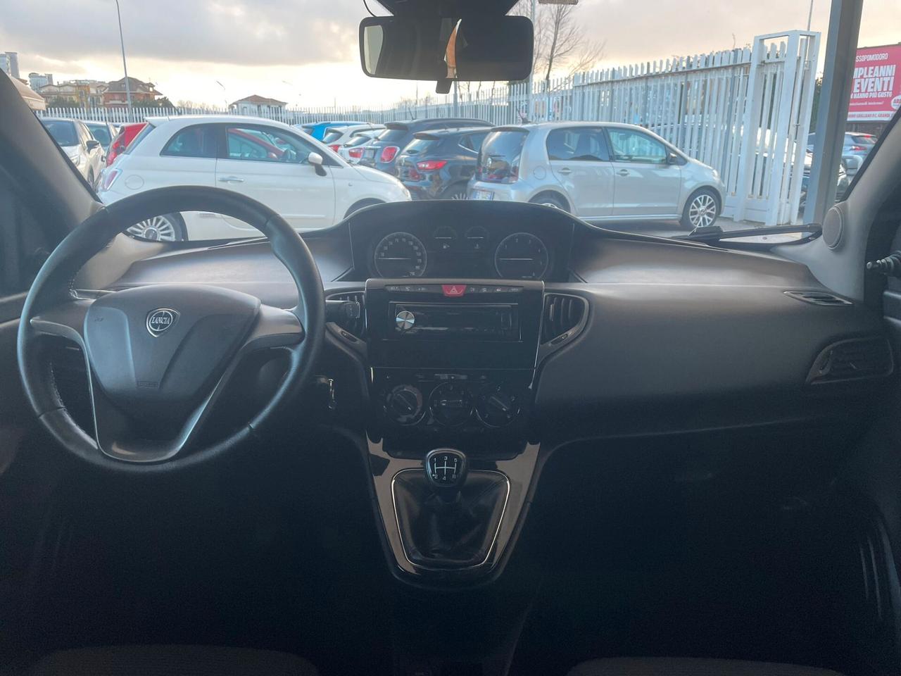 Lancia Ypsilon 1.3 MJT 16V 95 CV 5 porte