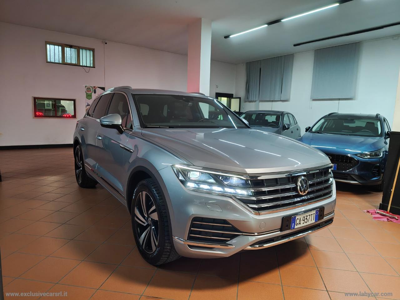 VOLKSWAGEN Touareg 3.0 TDI