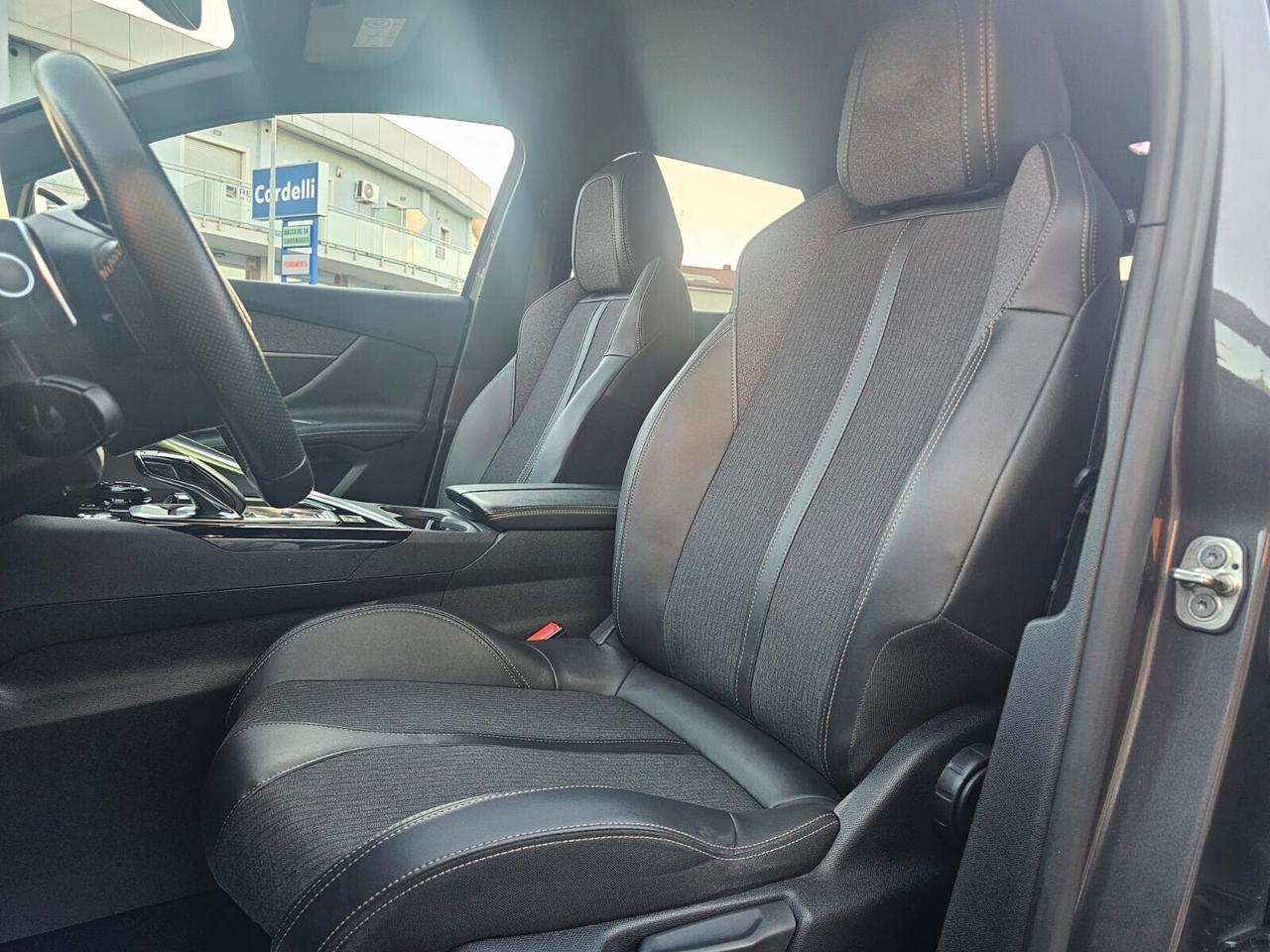 Peugeot 3008 BlueHDi 130 S&S EAT8 GT Line