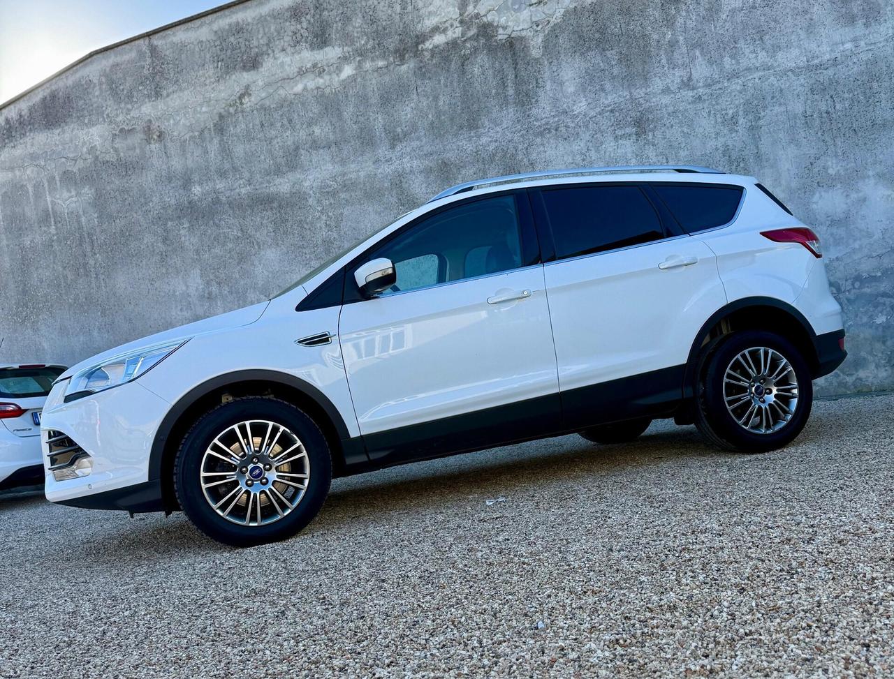 Ford Kuga 2.0 TDCI 140 CV 2WD gancio traino