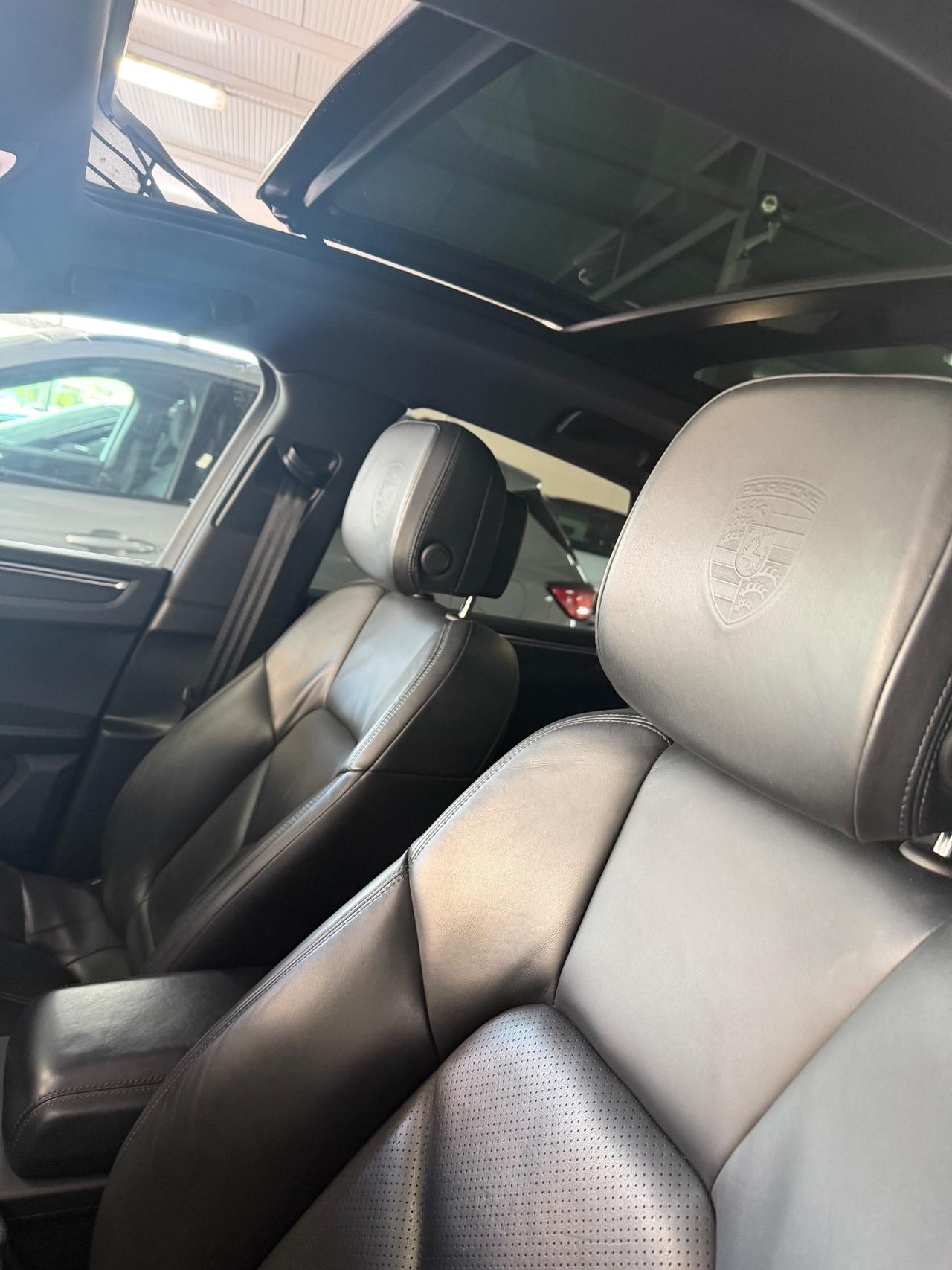 Porsche Macan 2.0 T 265CV KM 55.000