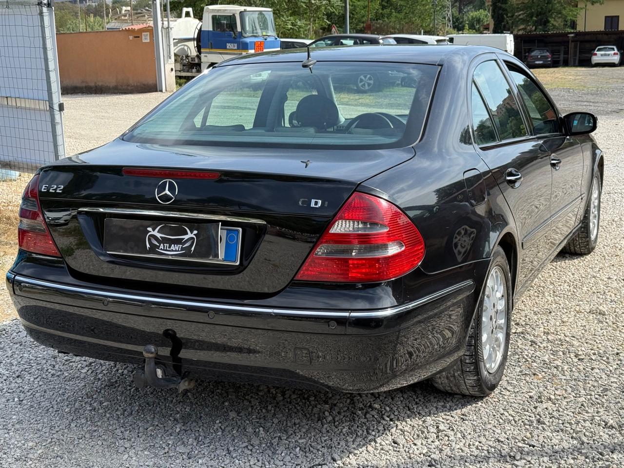 Mercedes-benz E 220 CDI cat Elegance