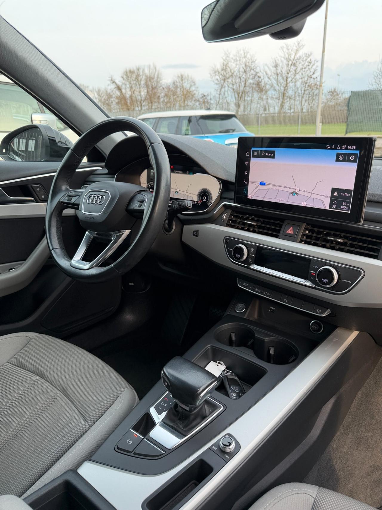 Audi A4 Avant 35 TDI/163 CV S tronic Business Advanced