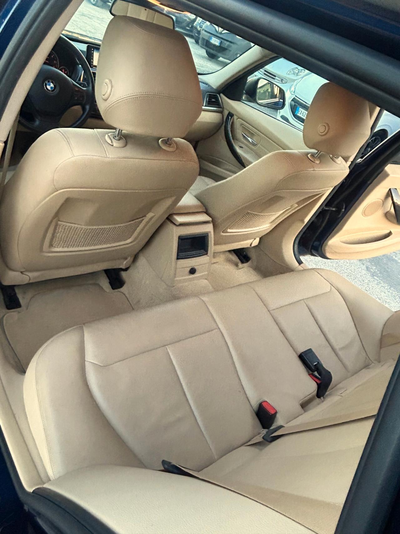 " UNA BOMBA " Bmw 320 320d 4x4 xDrive Sport