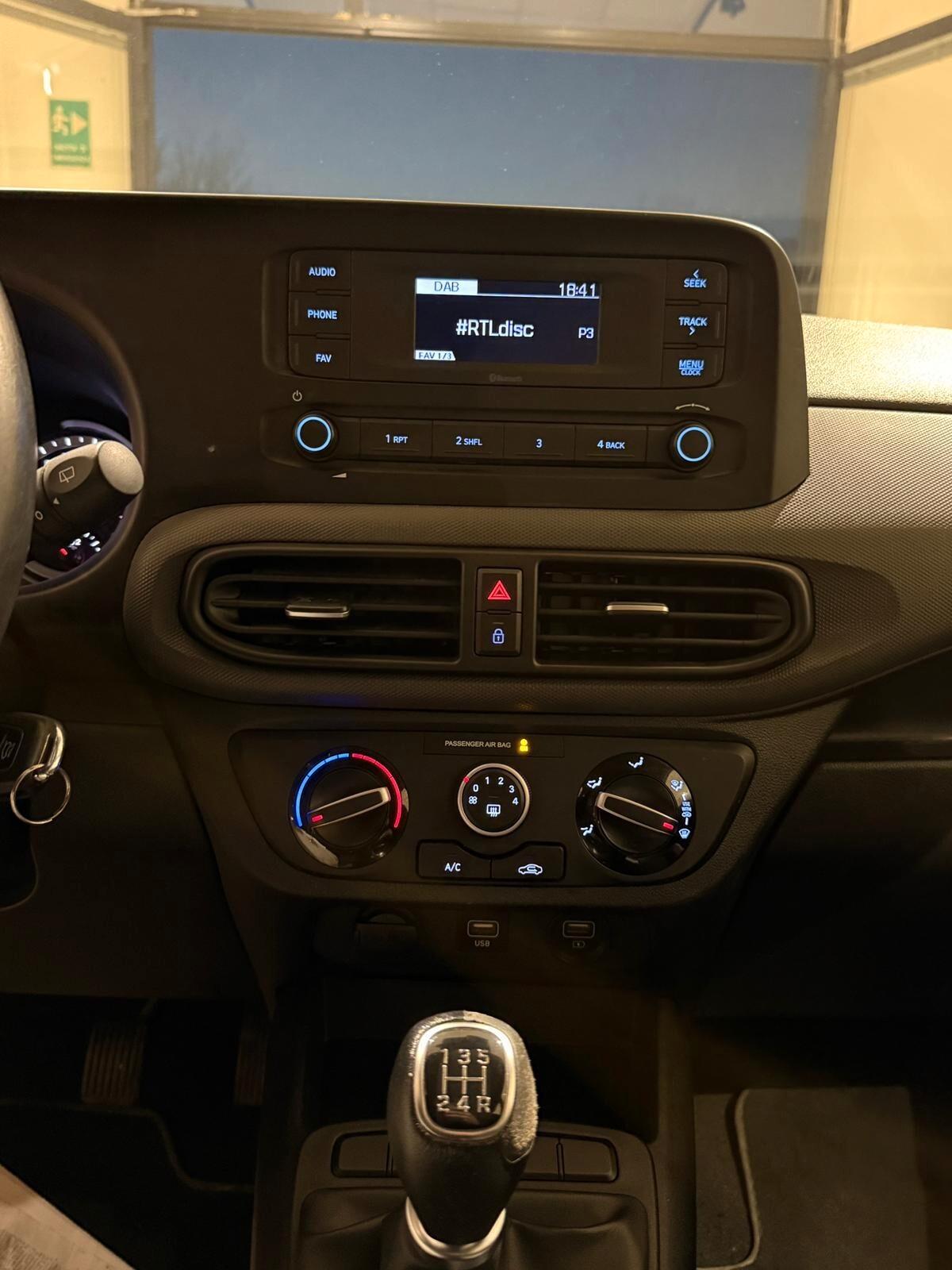 Hyundai i10 1.0 MPI Tech