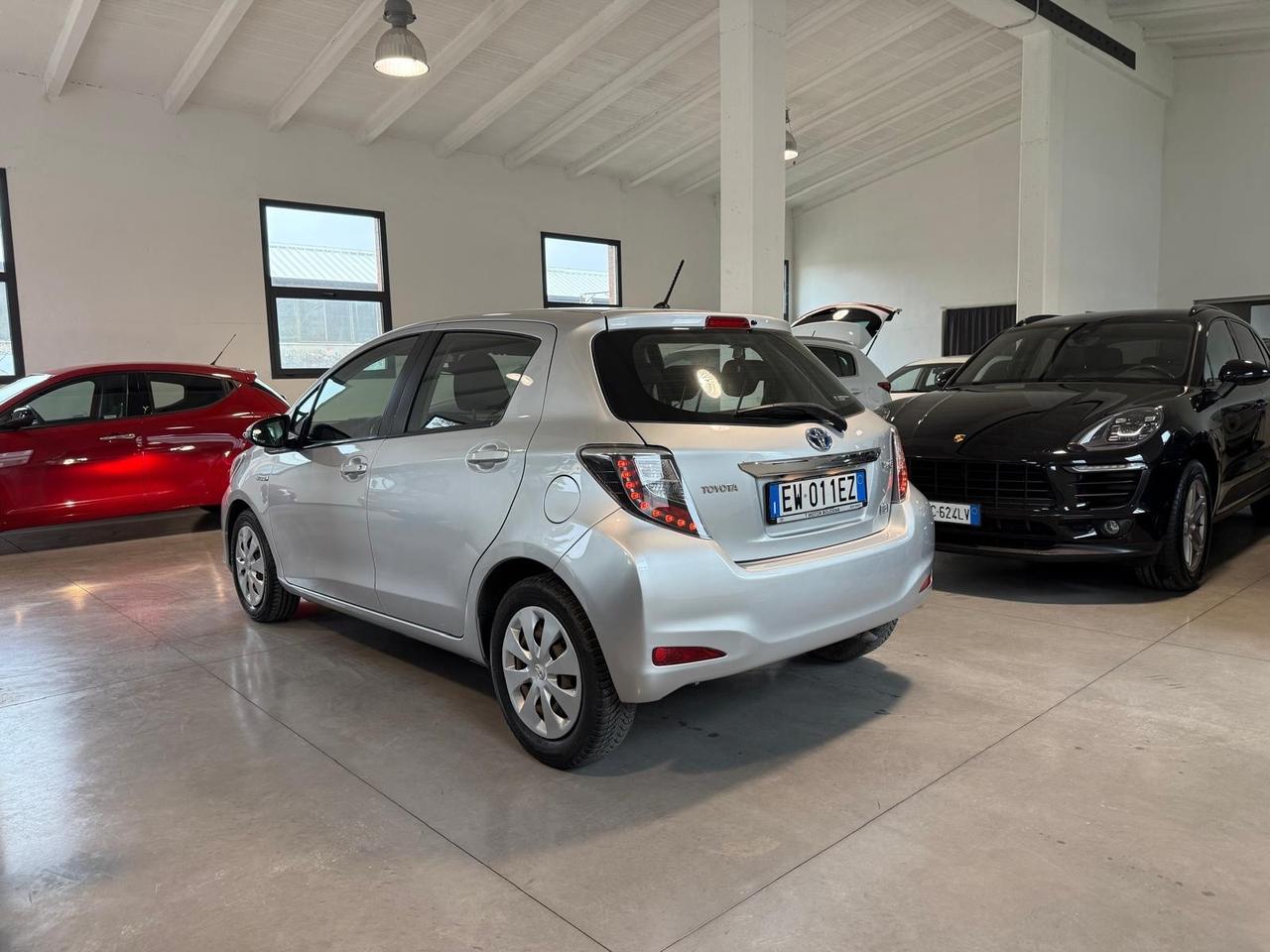 Toyota Yaris 1.5 Hybrid 5 porte Lounge Più