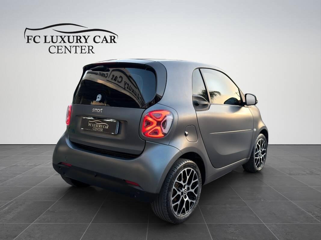 Smart Fortwo EQ Grigio Opaco Full led