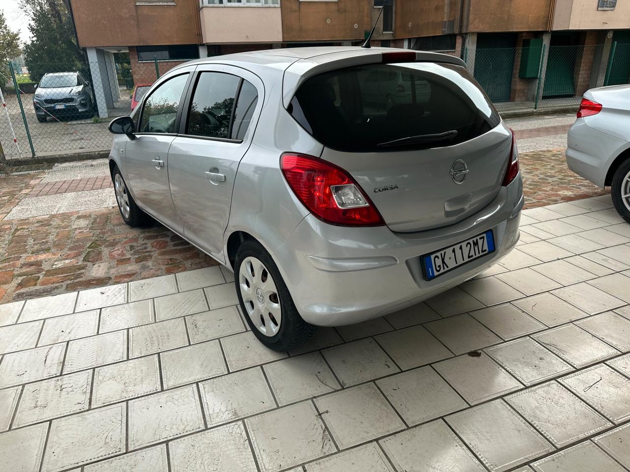 Opel Corsa 1.2 GPL Neopatentati