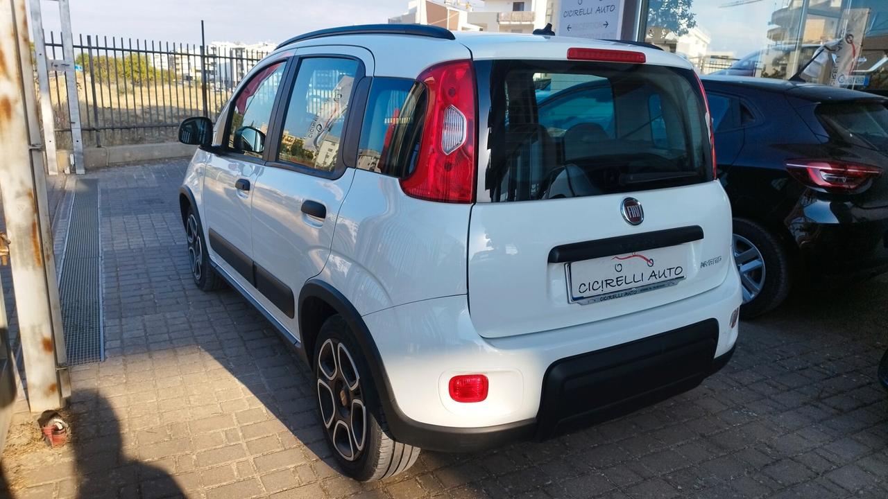 Fiat Panda 1.0 FireFly S&S Hybrid City Cross