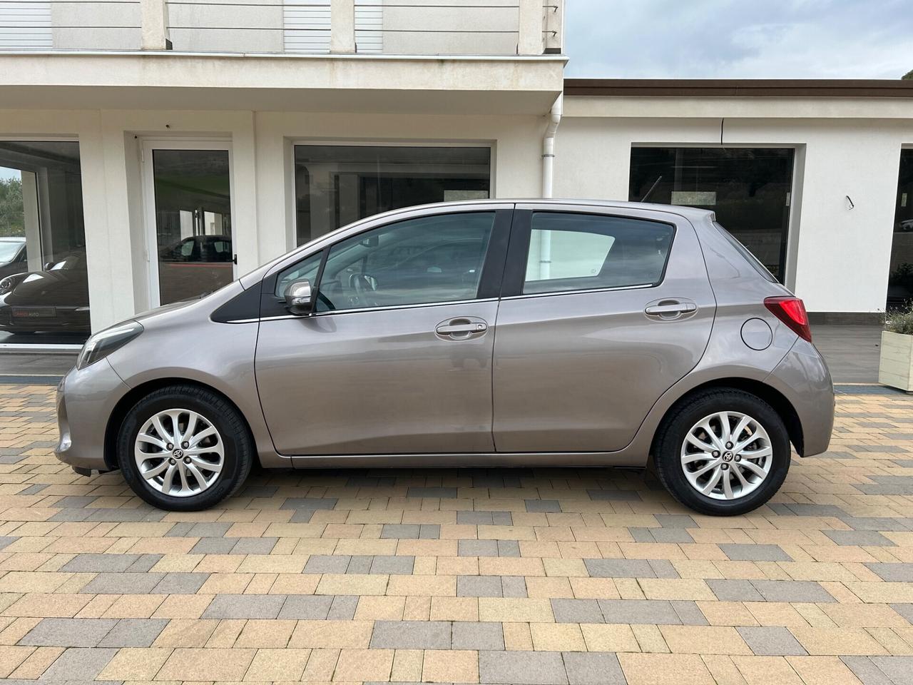 Toyota Yaris 1.4 D-4D 5 porte Lounge FULL OPTIONAL