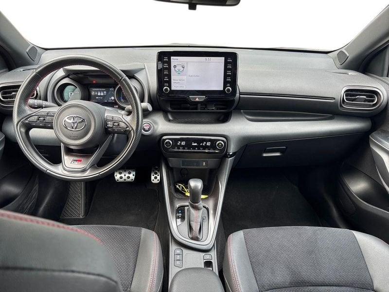 Toyota Yaris Hybrid GR Sport MY22