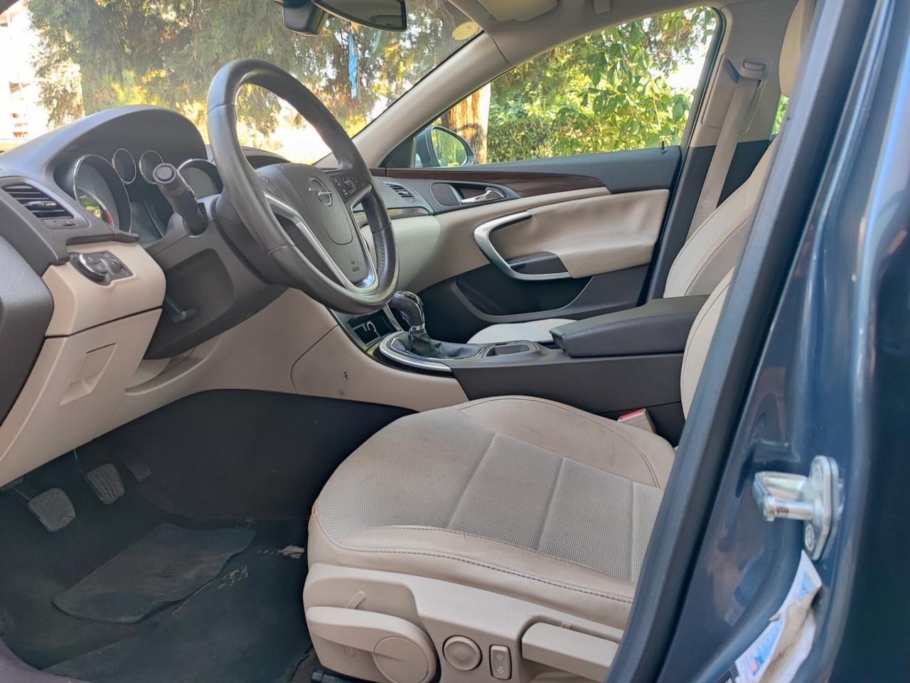 Opel Insignia 2.0 160 CV sports Tourer Cosmo