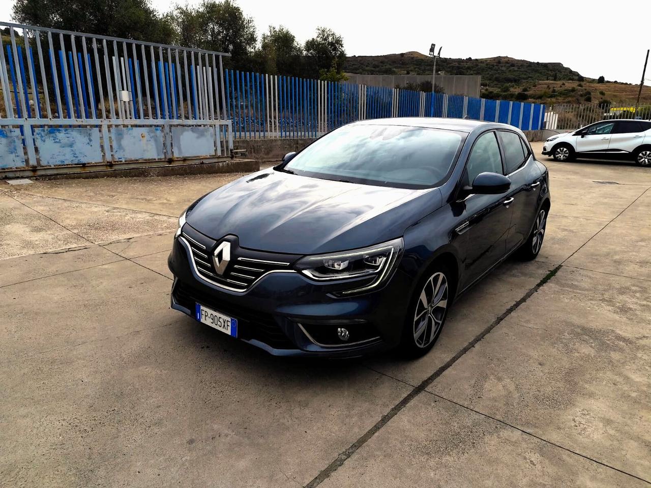 Renault Megane Mégane dCi 8V 110 CV EDC Energy Bose