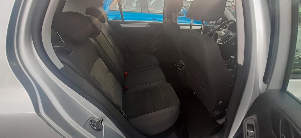 Volkswagen Golf 2012 - 1.6 TDI Lb automobili