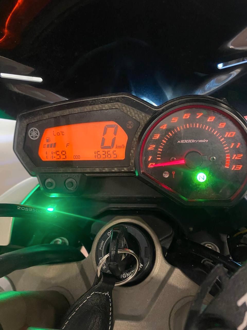 Yamaha XJ6