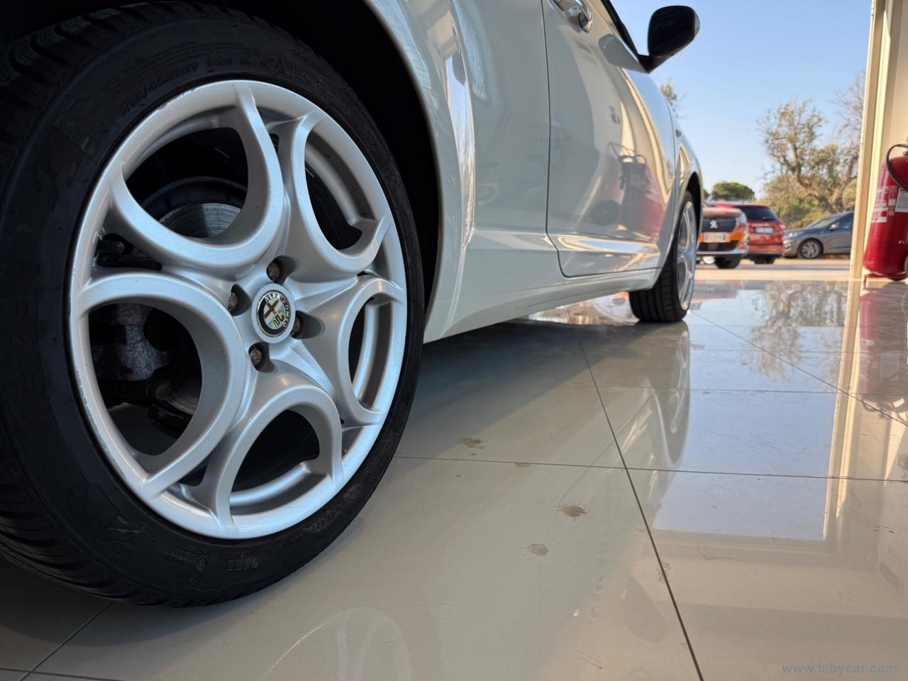 ALFA ROMEO MiTo 1.4 T 155 CV Distinctive