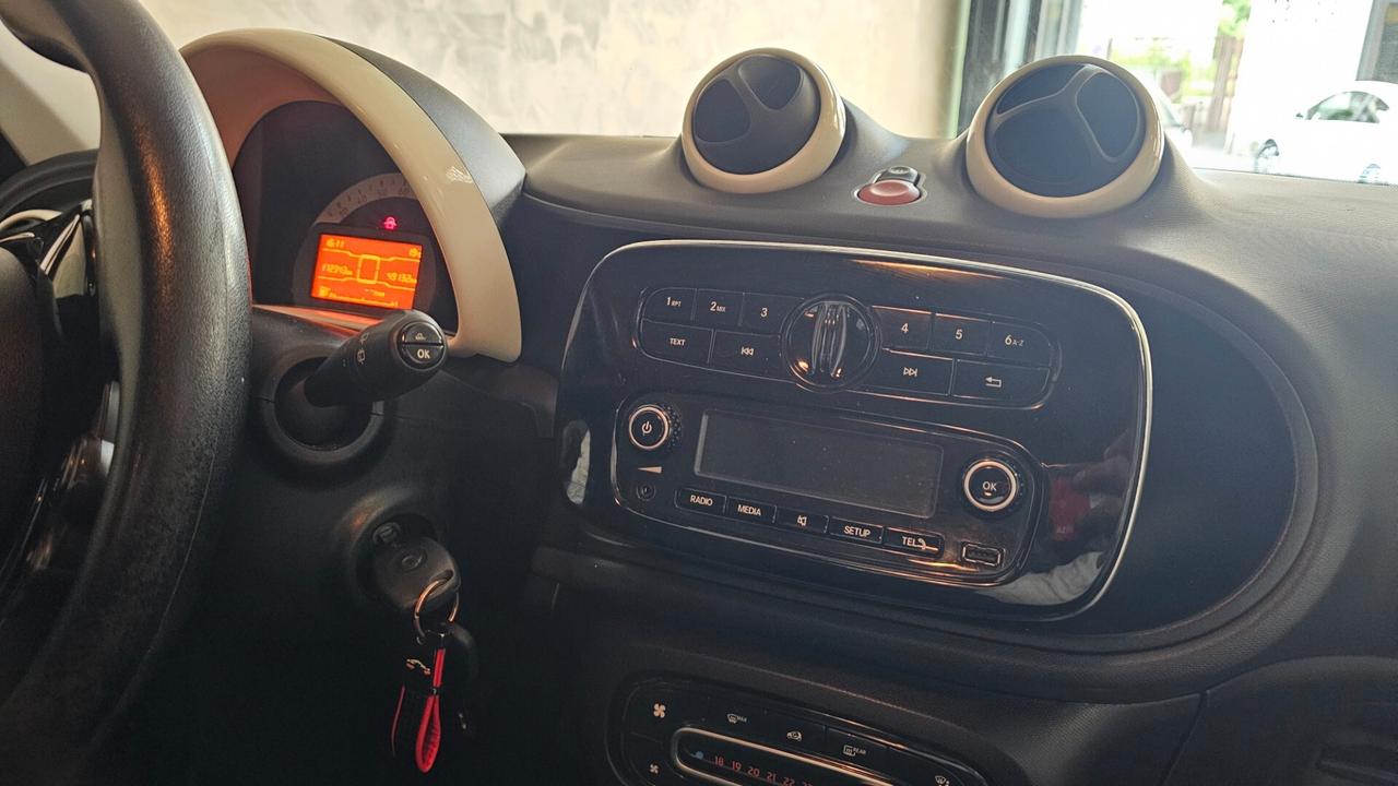 Smart ForFour 70 1.0 Passion